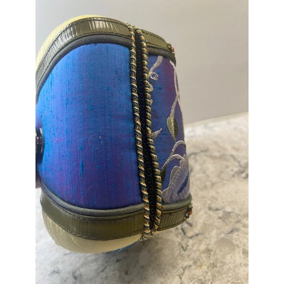 Mary Frances Beaded Handbag Hard Case Purse Jewels Flowers Shells 8 1/2"x 8" JL - Picture 9 of 14